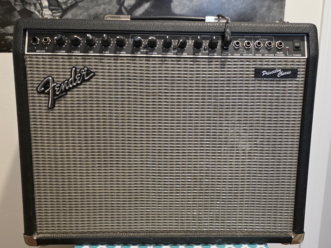 $250 Price Reduced - Fender Princeton Stereo Chorus Guitar Amp, 2-Channel, 2 x 25-Watt, 2x10" speakers