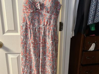 AUU Women's Size L Coral Leaf Print Sleeveless Tie-Front Jumpsuit Romper