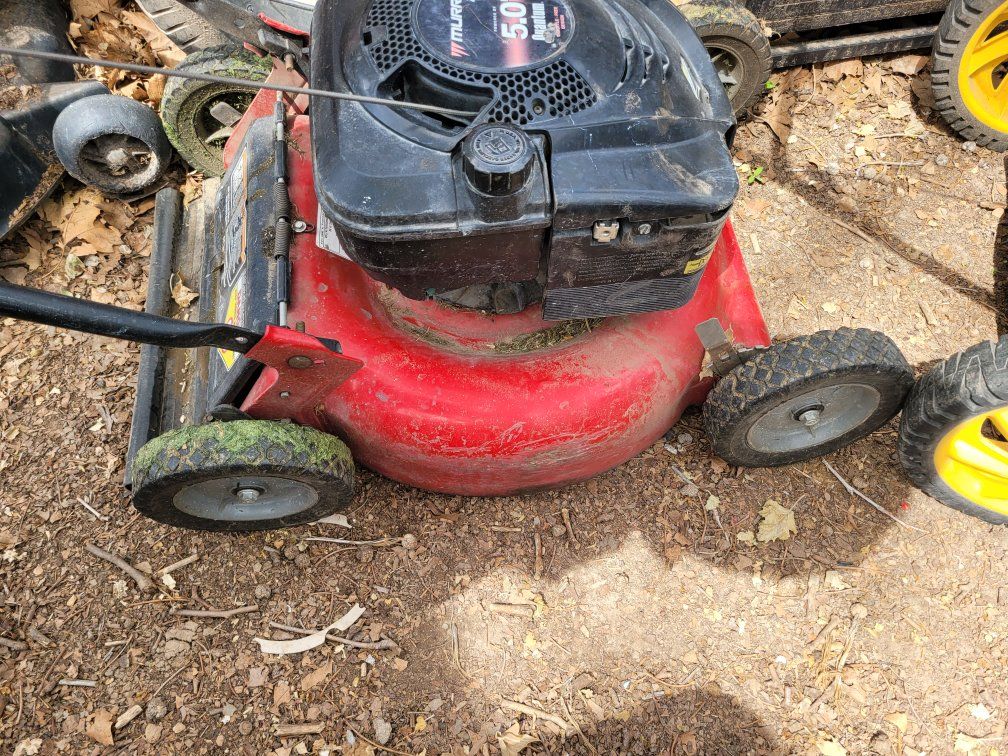 Murray 5.0 HP Quantum 20" Push Lawn Mower - Used, Reliable Outdoor Equipment