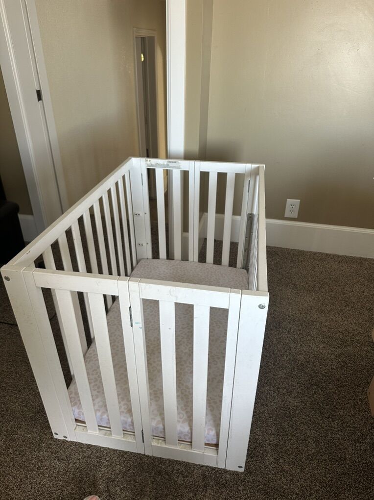 Mini Crib