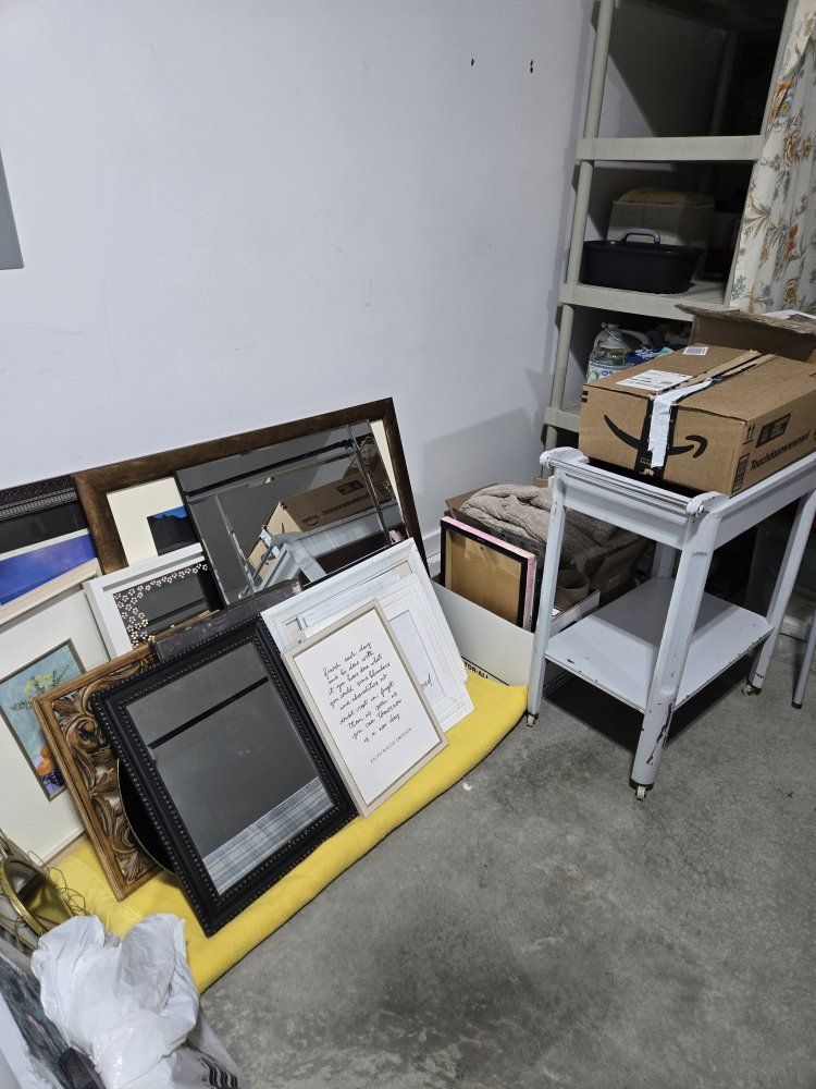 Main image 6