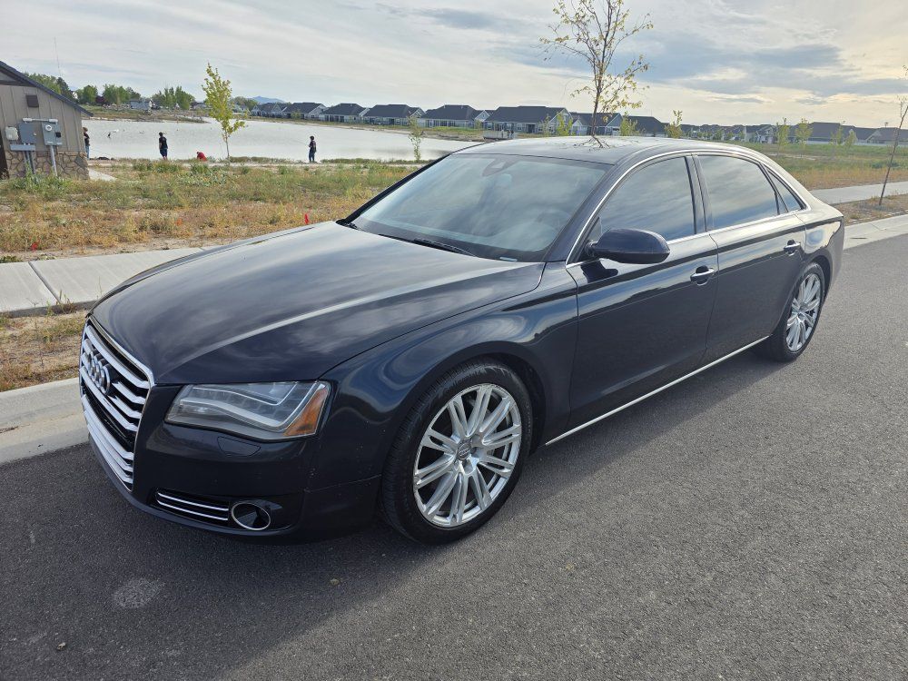2013 AUDI A8 3.0T quattro