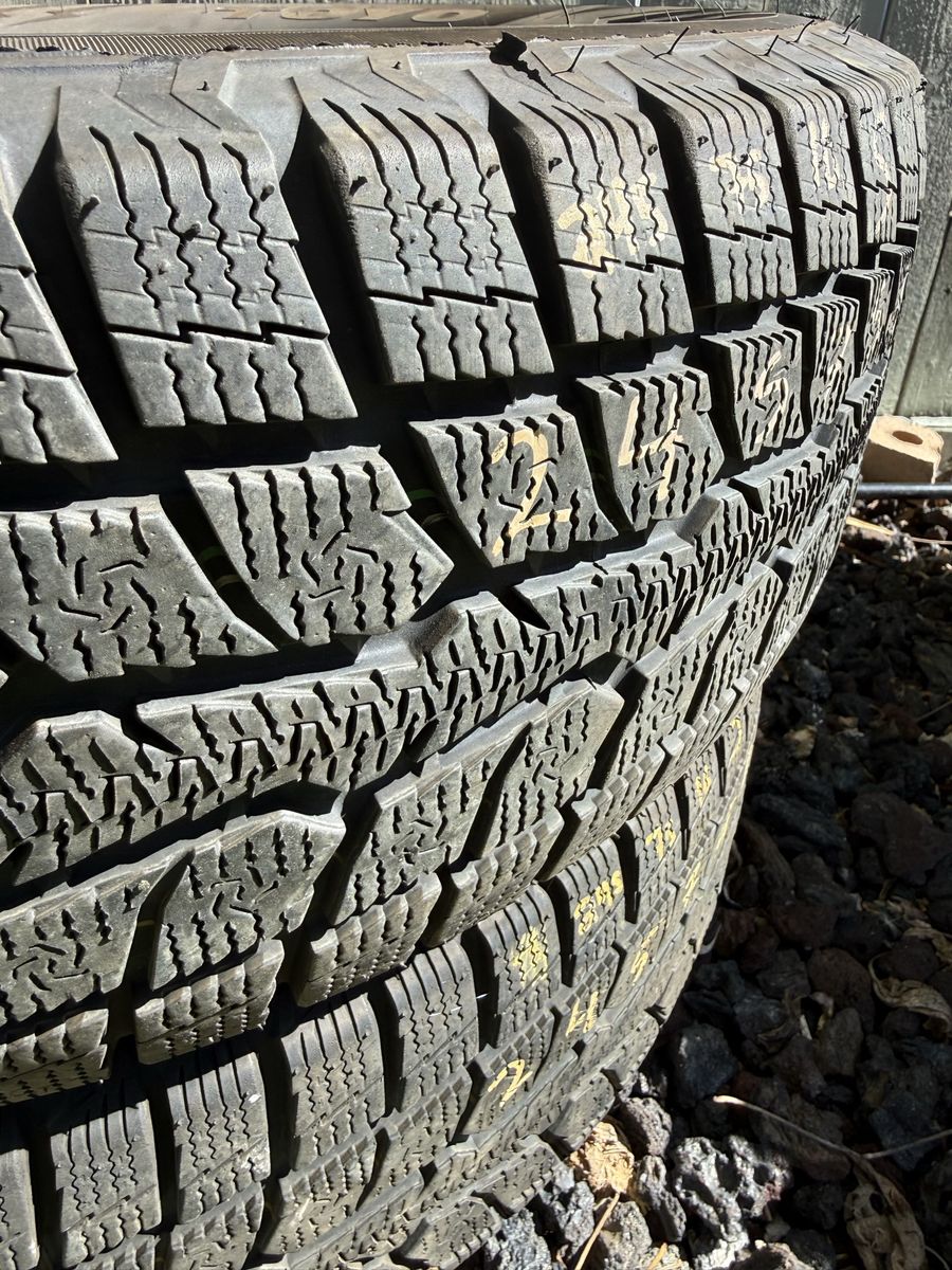 245/75/16 Toyo  observe  GSi-6 LT