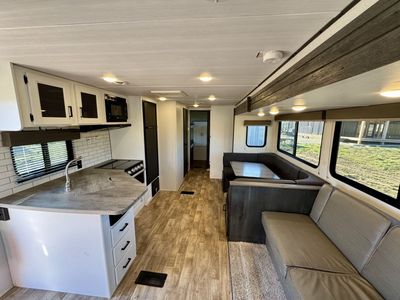 Two Bdrm Bunkhouse. Cold package. Low miles. Solar