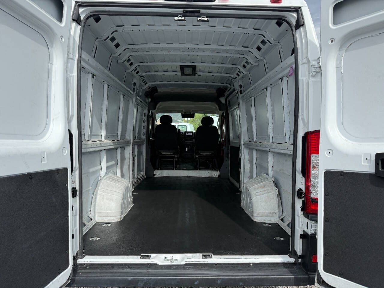 Main image 20
