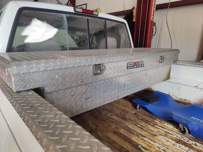 truck bed toolbox