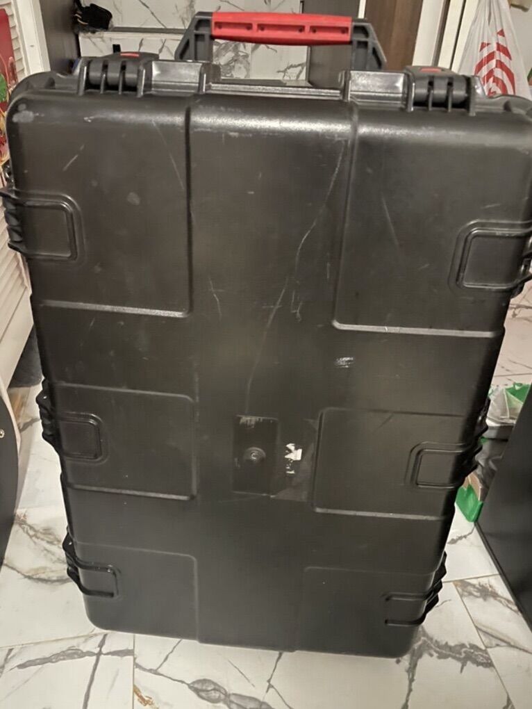 Large Lockable Case