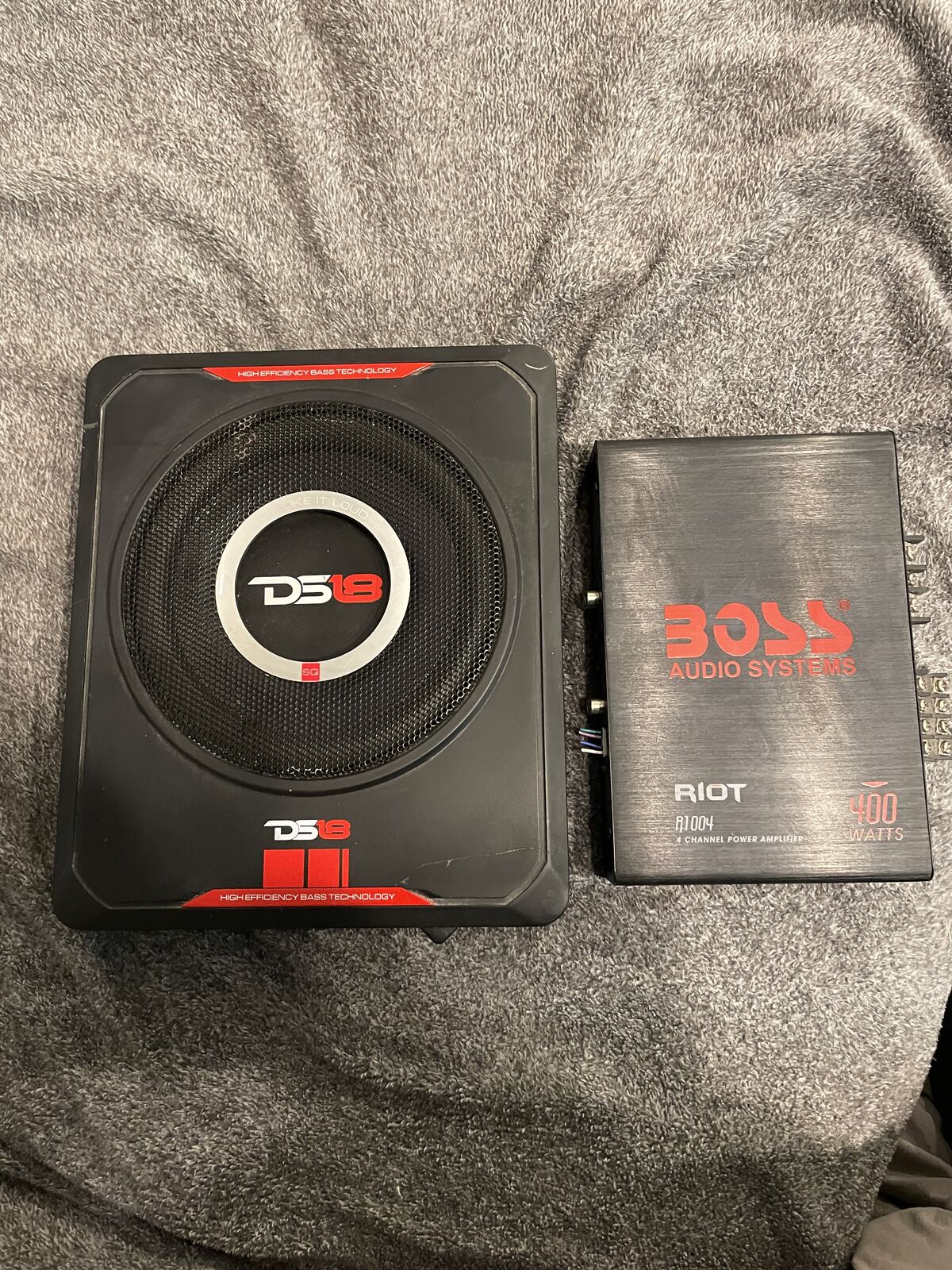 8" AMPLIFIED UNDERSEAT SUBWOOFER 300 WATTS and 400 watt amplifier.