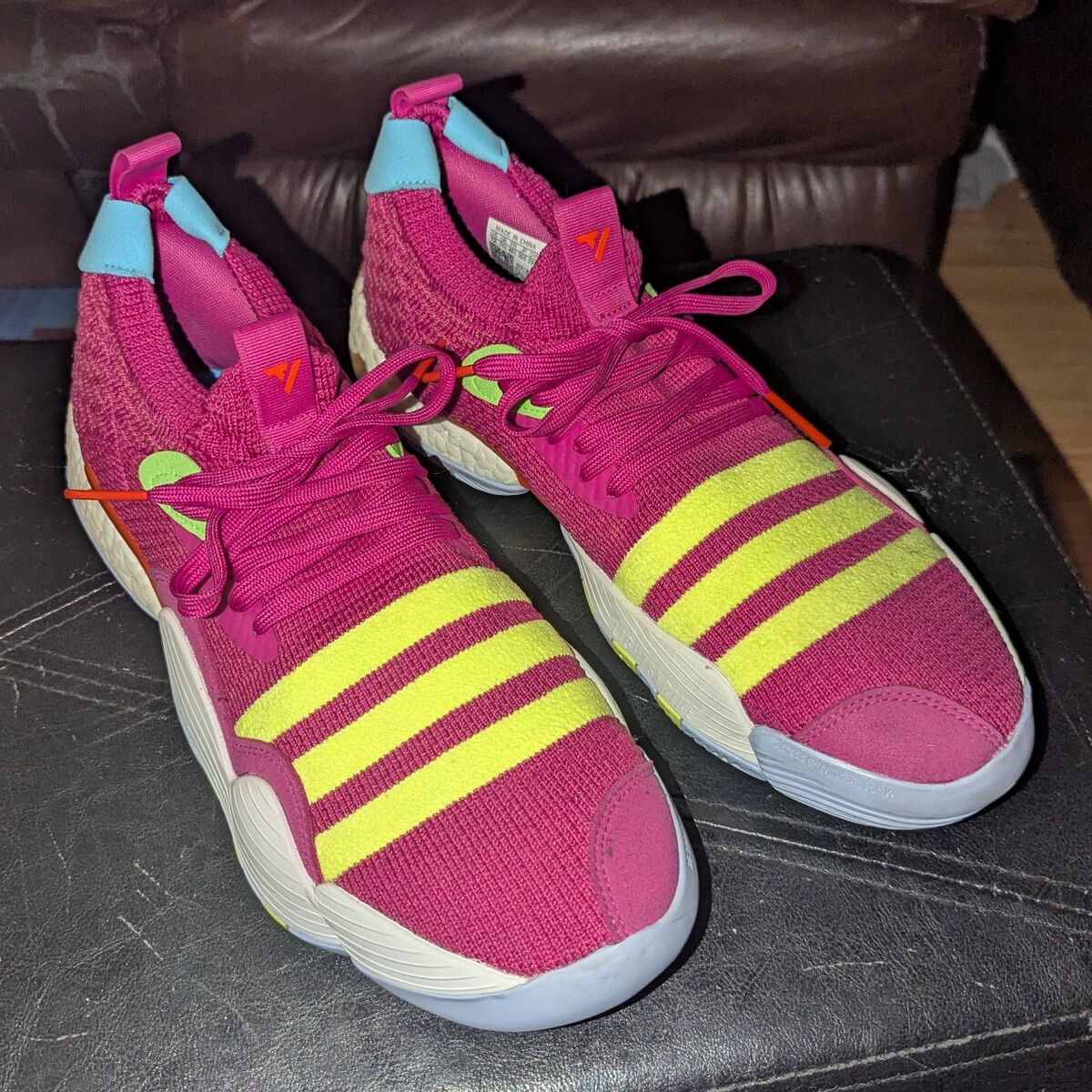 Like new size 12 Adidas Trae Young 2 men's shoes