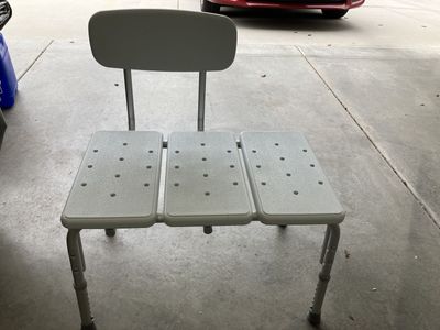 Bath transfer bench
