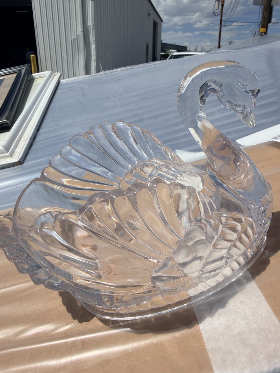 Vintage 60’s Clear Plastic Swan Decorative Bowl Dish