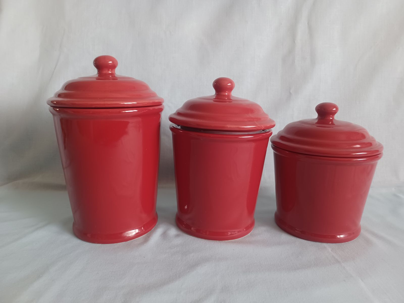Barnyard Red Kitchen Counter Storage Jars – Set of 3