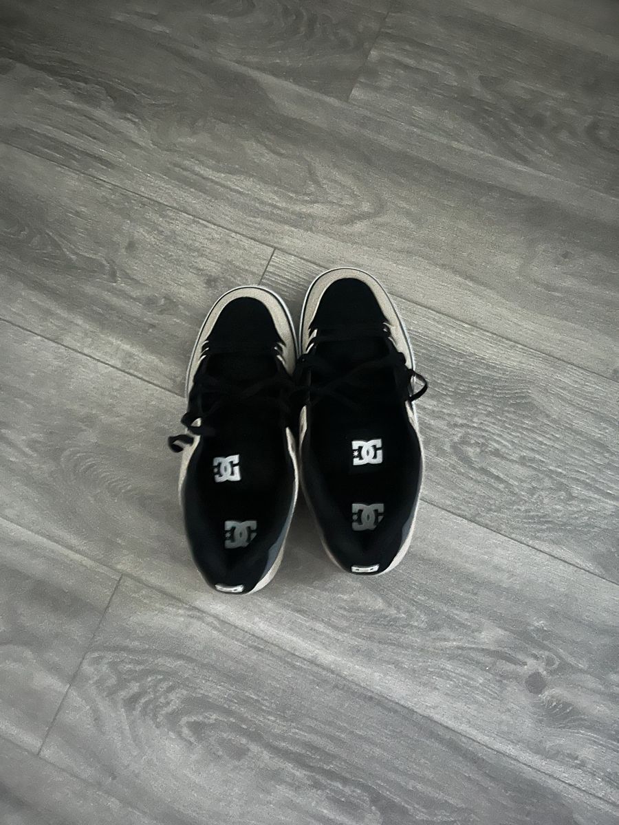 Brand New DC Shoes Make Offer