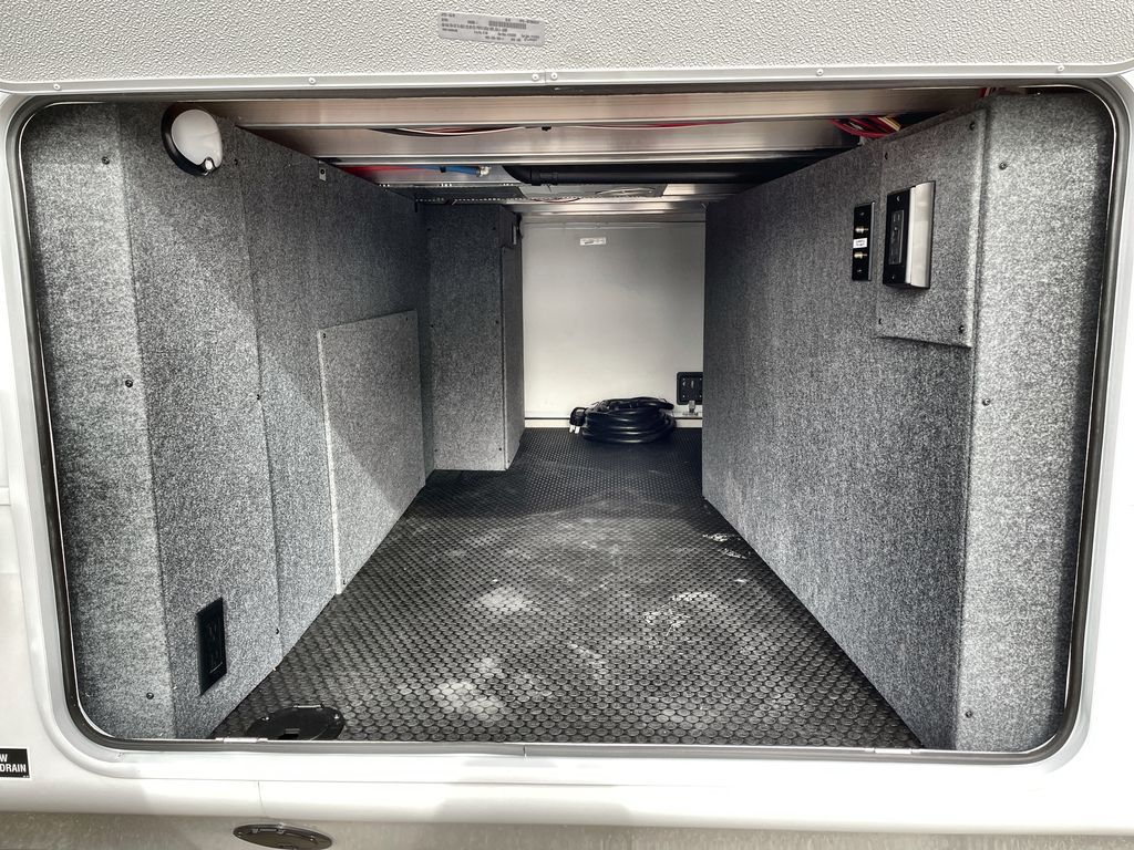 Main image 25