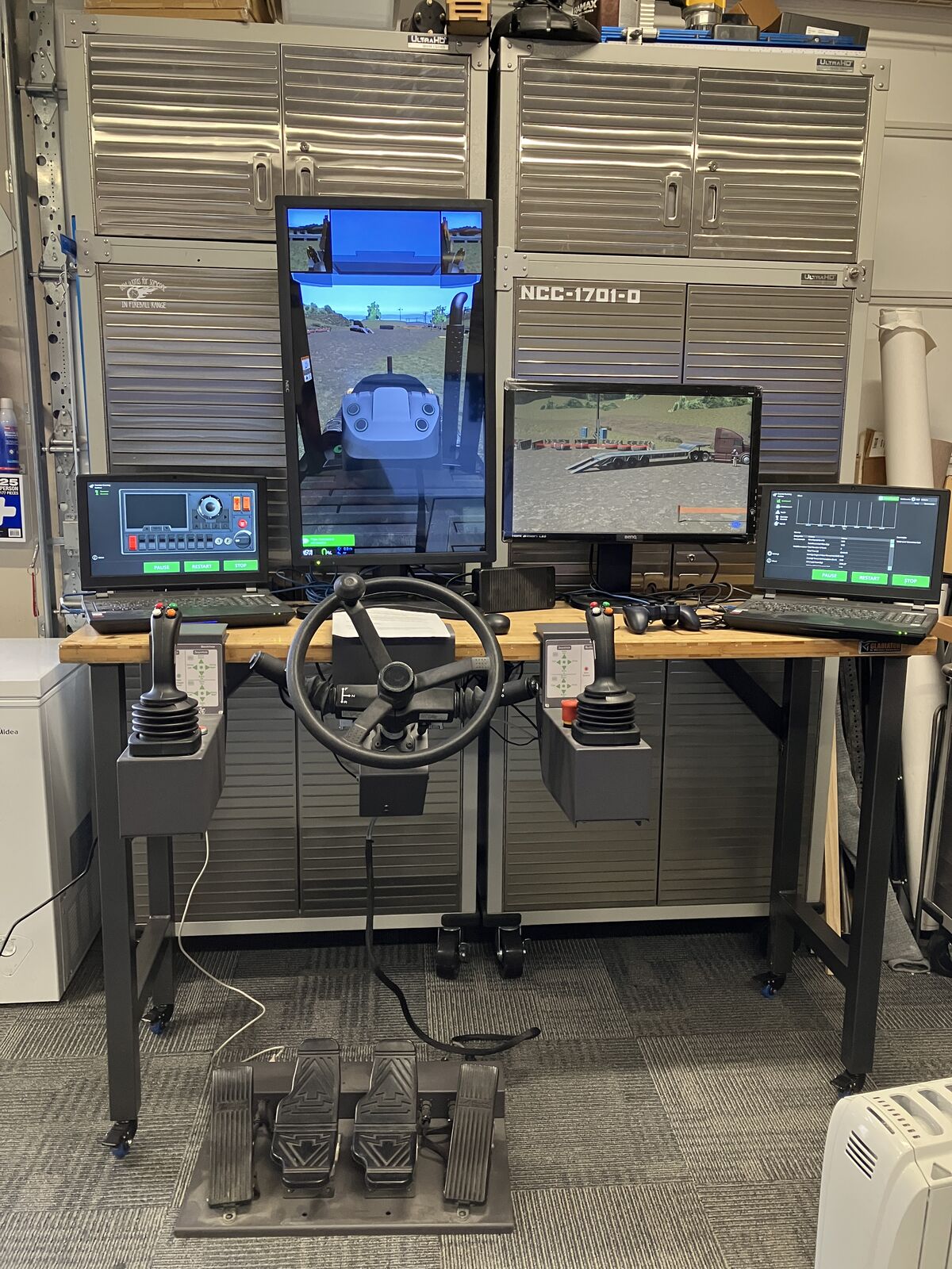 Heavy Equiptment Simulator / Trainer - Complete Dual-Station System - CM Labs Edge Plus (CML-303)