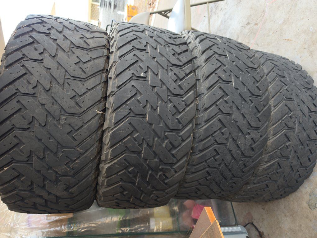 35x1250r20 Fuel MT
