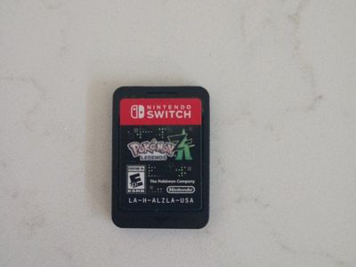 Pokémon Legends: Arceus Nintendo Switch Game Cartridge - ESRB E10+