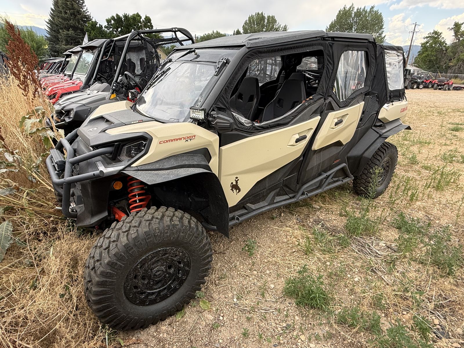 2023 CAN-AM Commander MAX XT 1000R Triple Black -