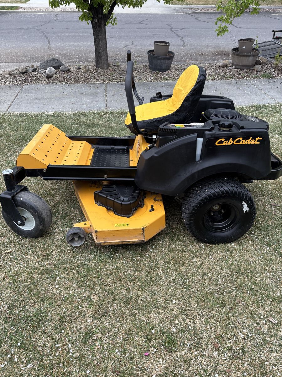 Cub Cadet Zero Turn Rzt1