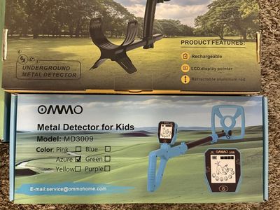 OMMO OM-150 & MD3009 Metal Detectors (3for Kids, 1 Adult) - Rechargeable, LCD Display, Retractable