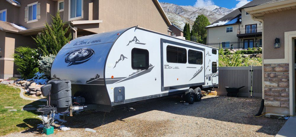 2023 Cherokee Black label 26DBHBL