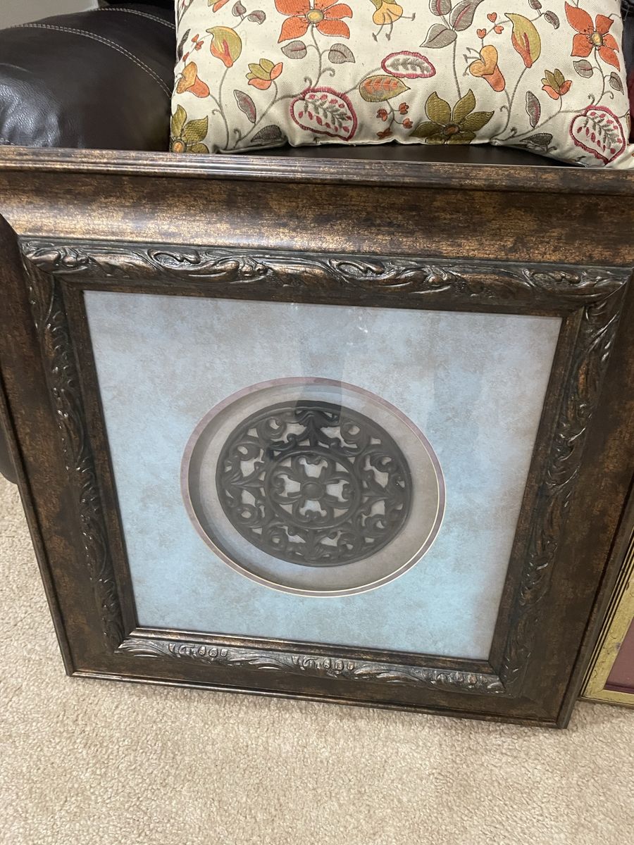 Main image 3