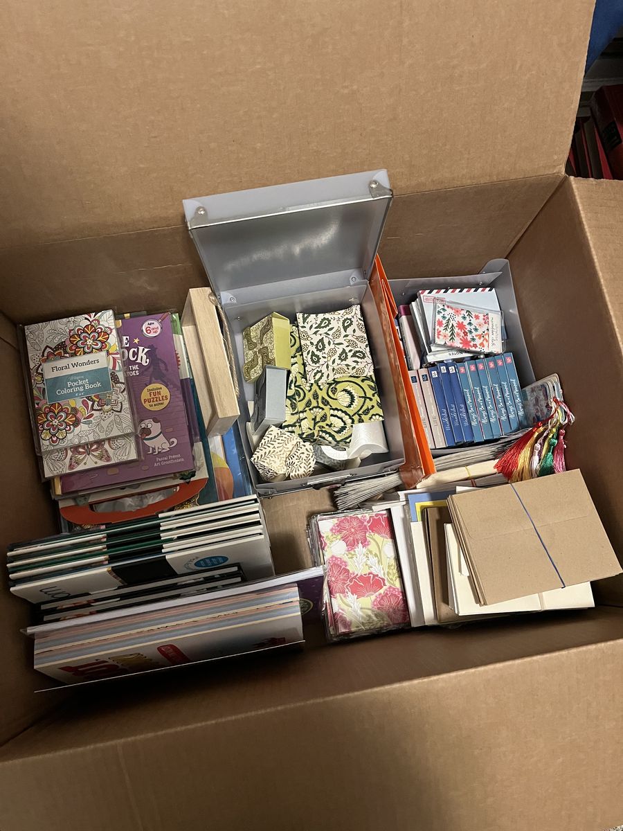 Assortment - Retail Cards And Gifts