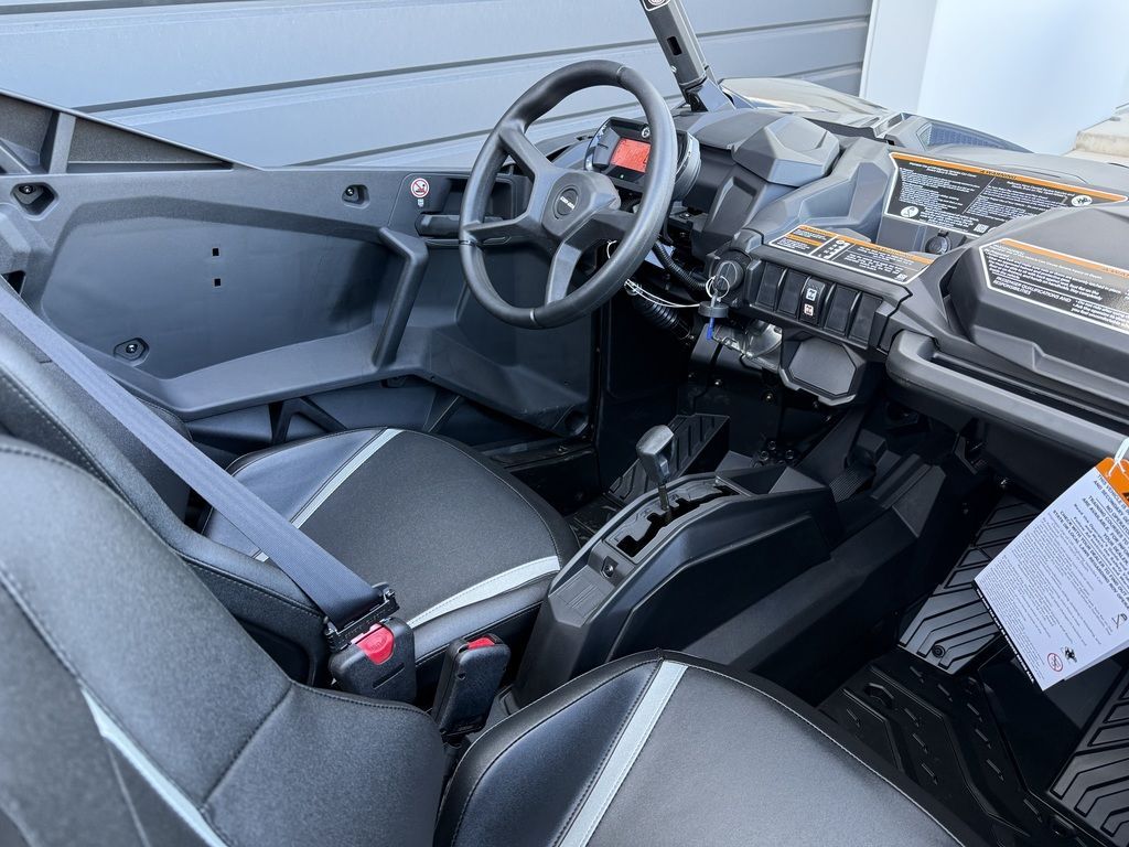 Main image 7