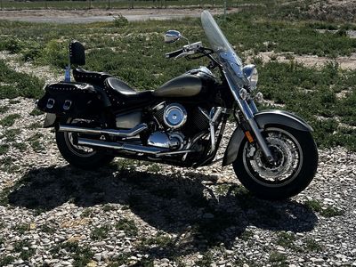 2005 Yamaha V-Star 1100 Low miles!