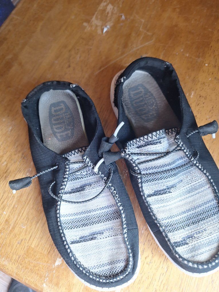 Hey Dude Wendy Canvas Loafers - Size 9 - Super Comfy & Lightweight Slip-On Shoes