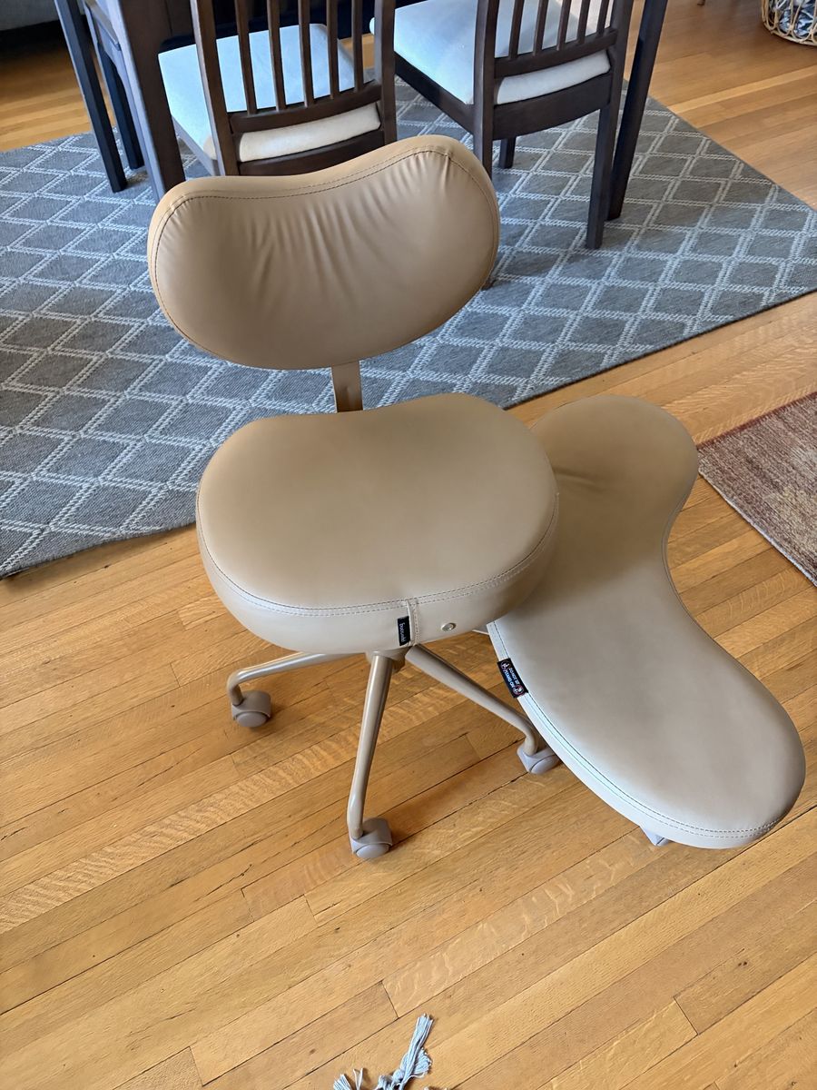 Pipersong Meditation Desk Chair