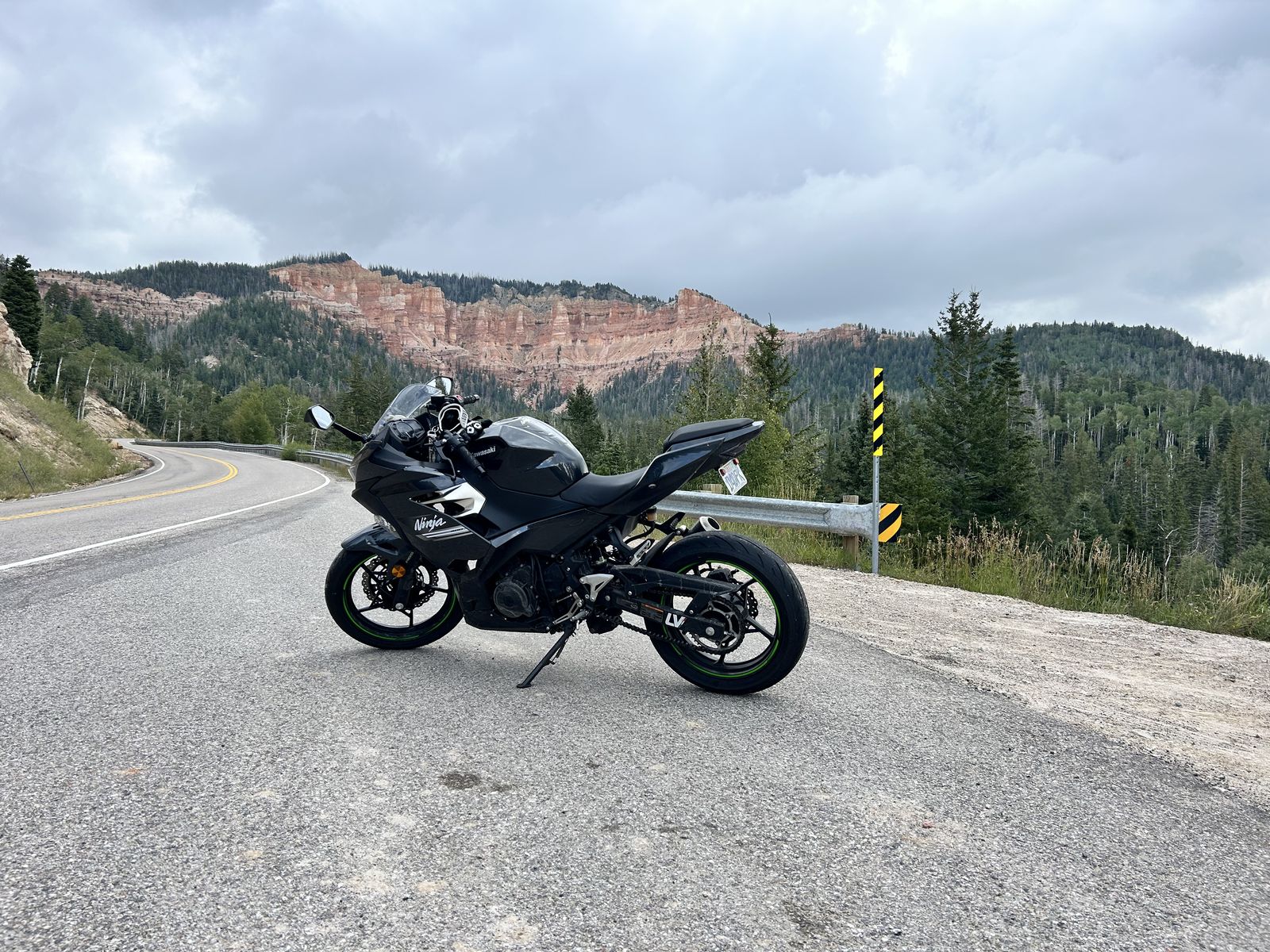 2022 Kawasaki Ninja 400 ABS
