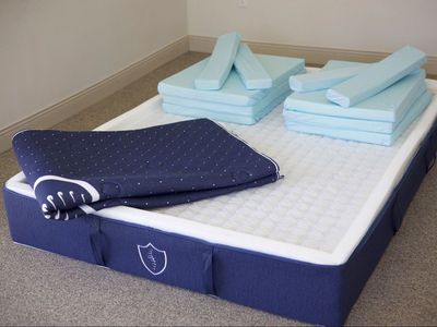 Uprightly Mattress - Renewable & Customizable - Queen
