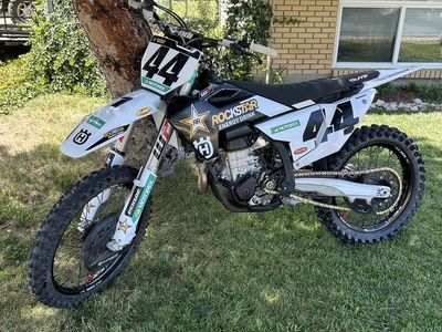 2023 Husqvarna FC450 Rockstar/Factory edition
