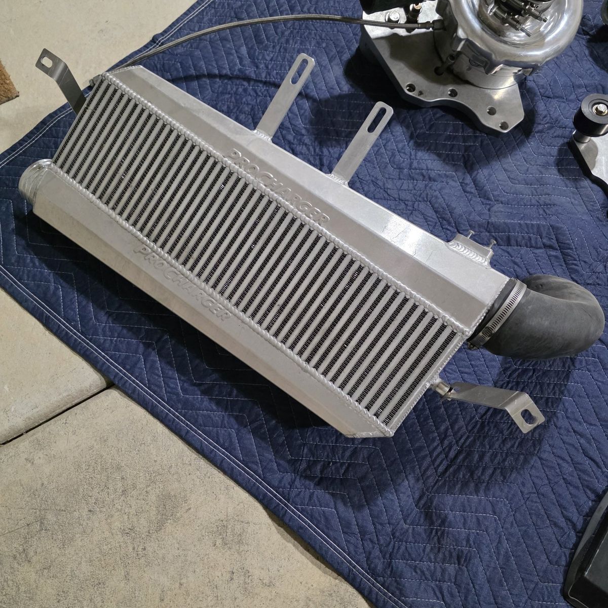 Main image 4