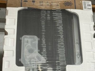 Thermador Emerald DWHD640EFP Dishwasher-New in Box