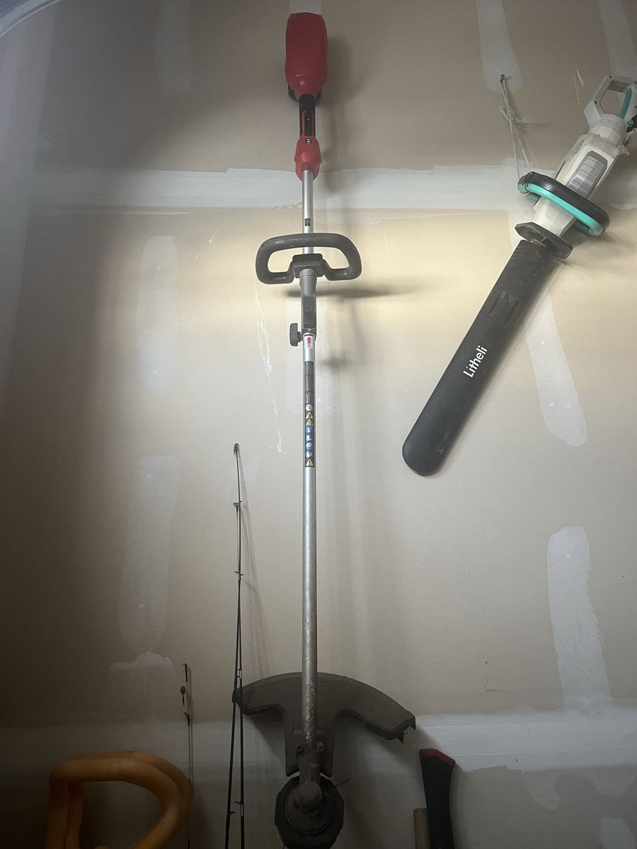 Milwaukee M18 trimmer