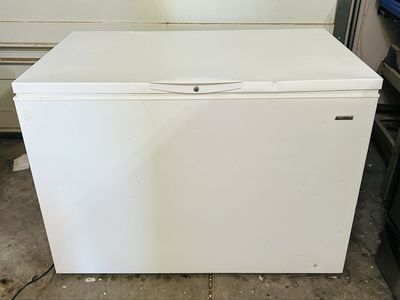 15 Cubic Foot Chest Freezer