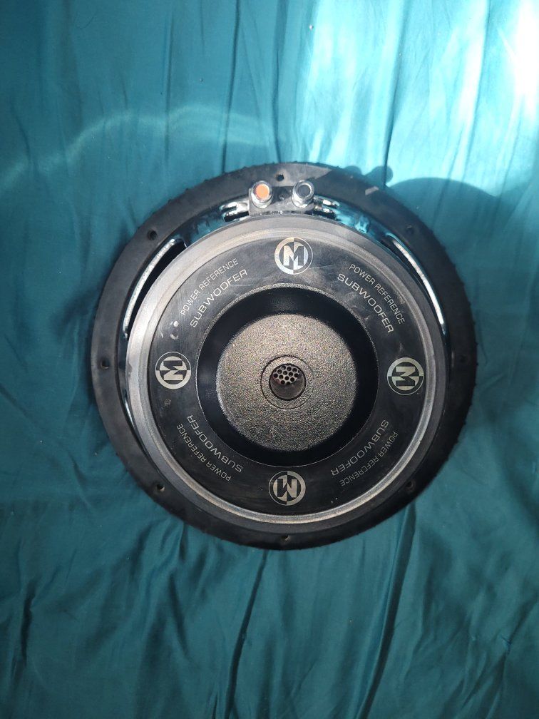 Main image 3
