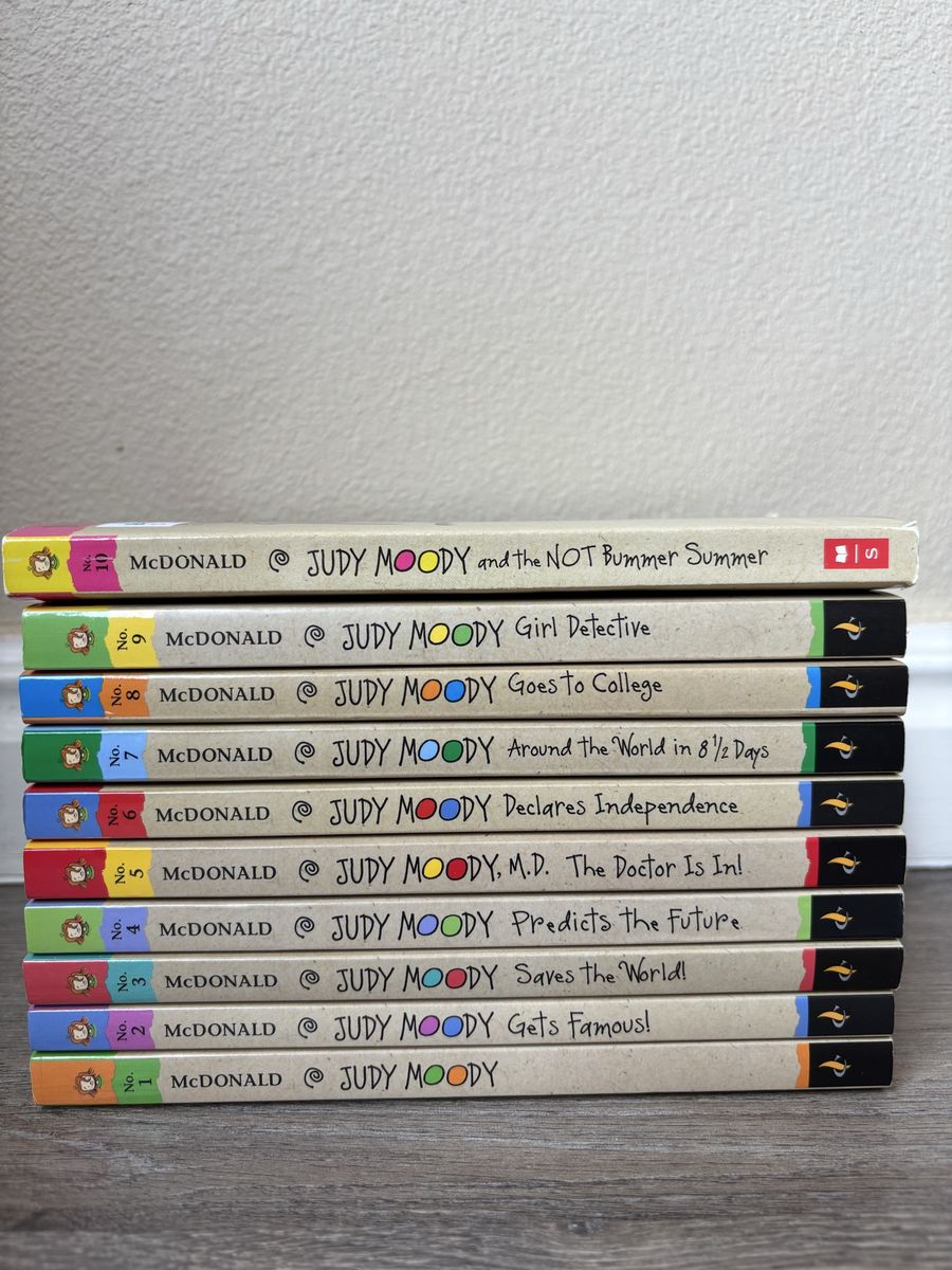 Judy Moody Book Series by Megan McDonald (Set of 10) - Kids' Chapter Books Collection