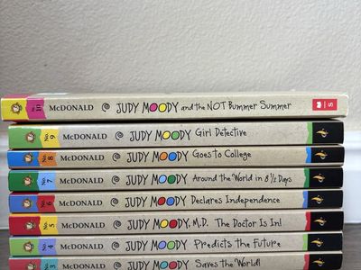 Judy Moody Book Series by Megan McDonald (Set of 10) - Kids' Chapter Books Collection