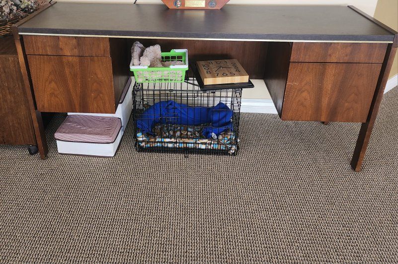 desk 66x20x29 height