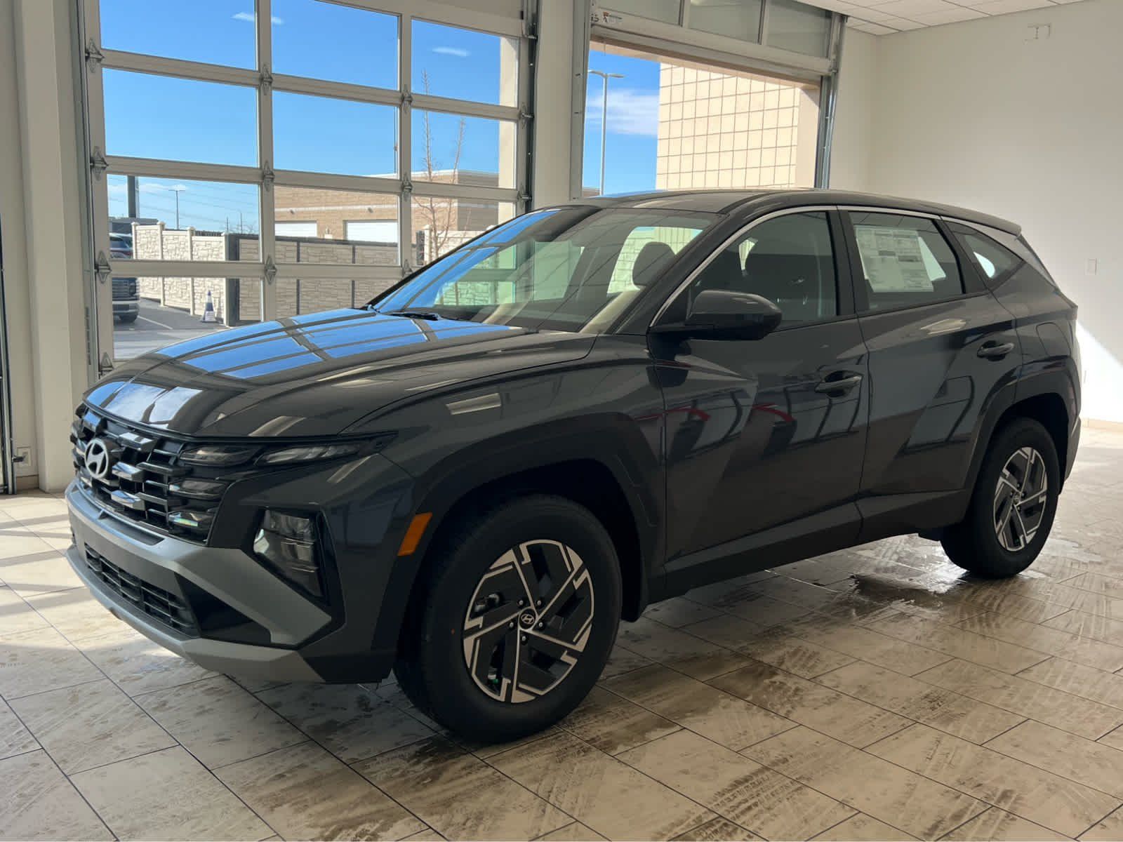 2026 Hyundai Tucson Hybrid Blue SE