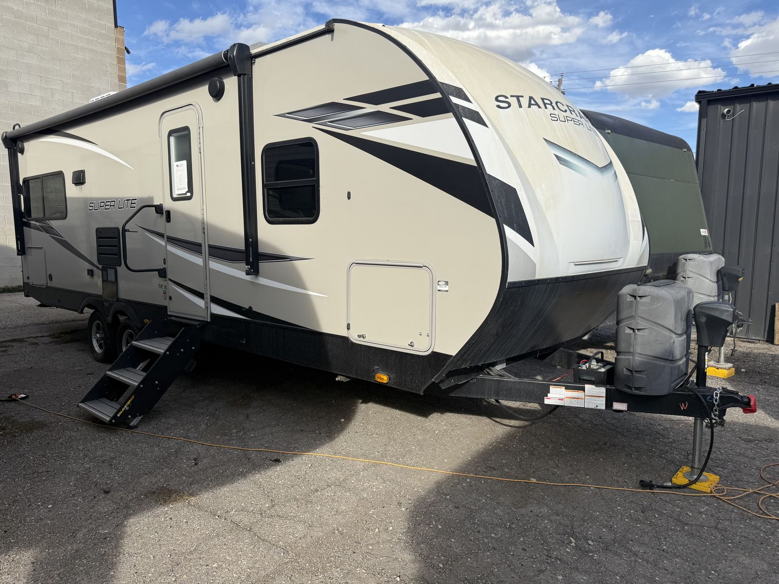 2022 Starcraft Superlite /w solar