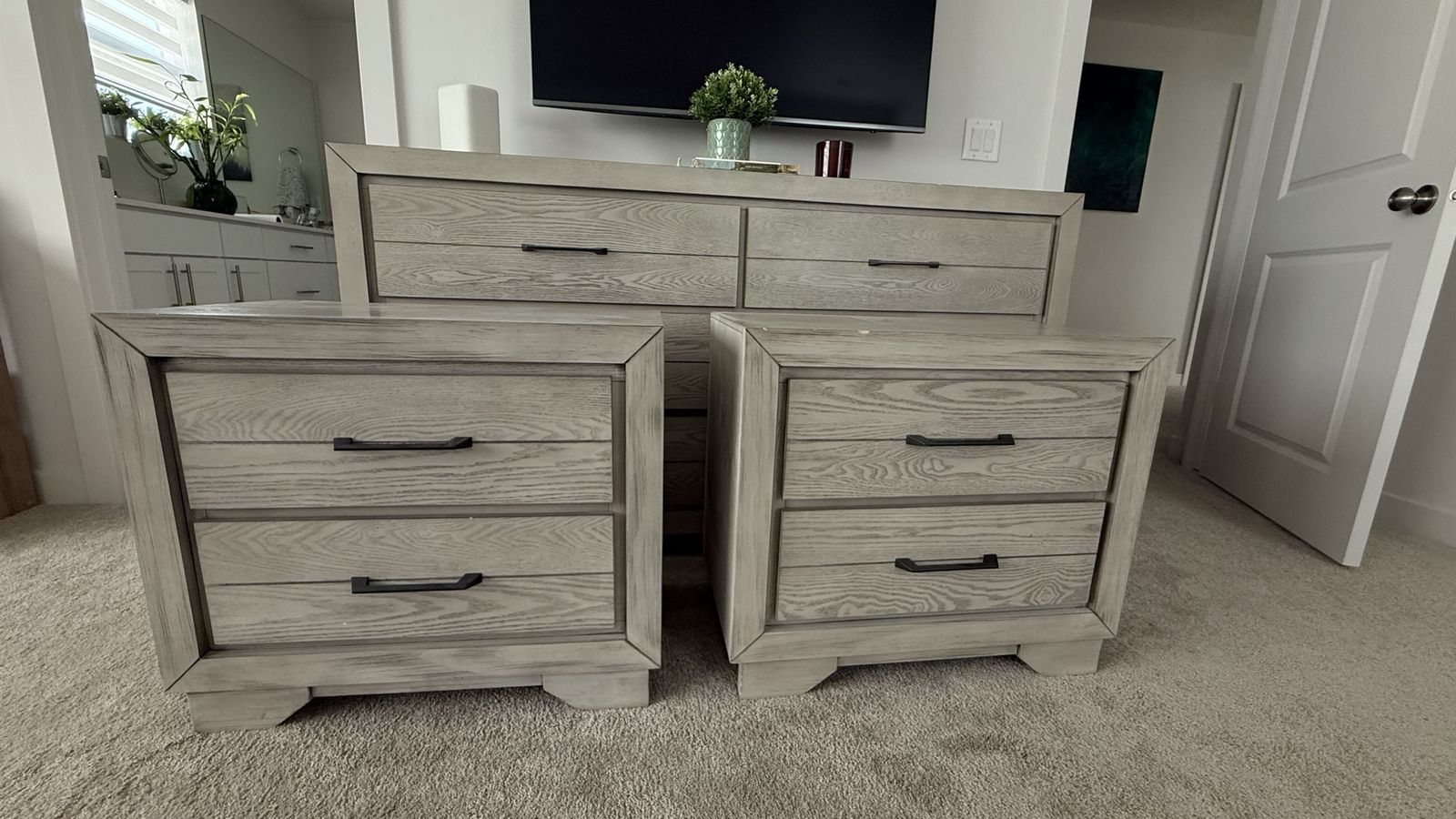 1 DRESSER  + 2 NIGHSTANDS in White Sand Color, One bundle