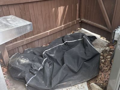 GAS BBQ AND COVER $5.00 it works I never used it