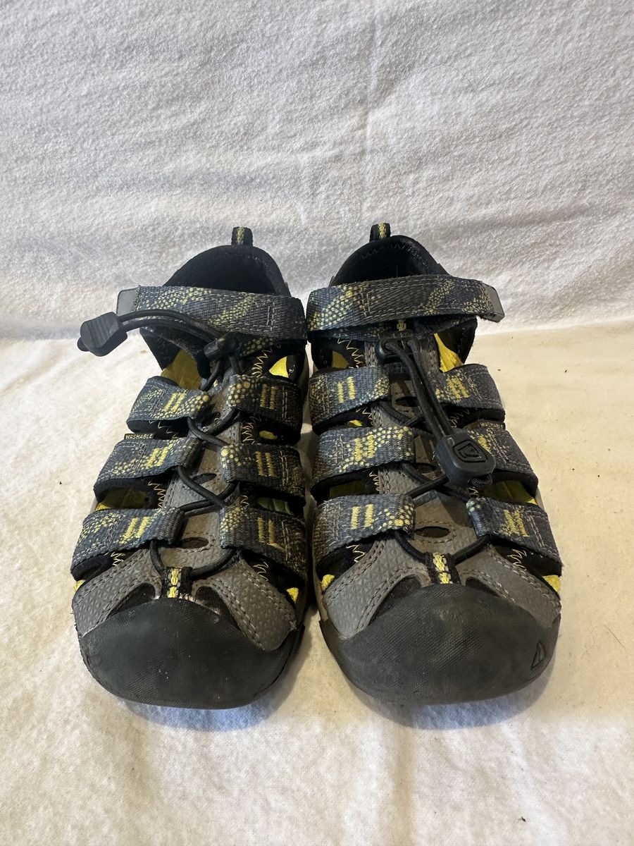 Keen Toddler Size 13 Gray Washable Hiking Sandals