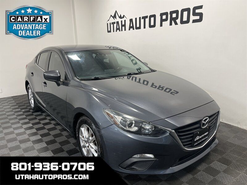 2016 Mazda Mazda3 i Sport