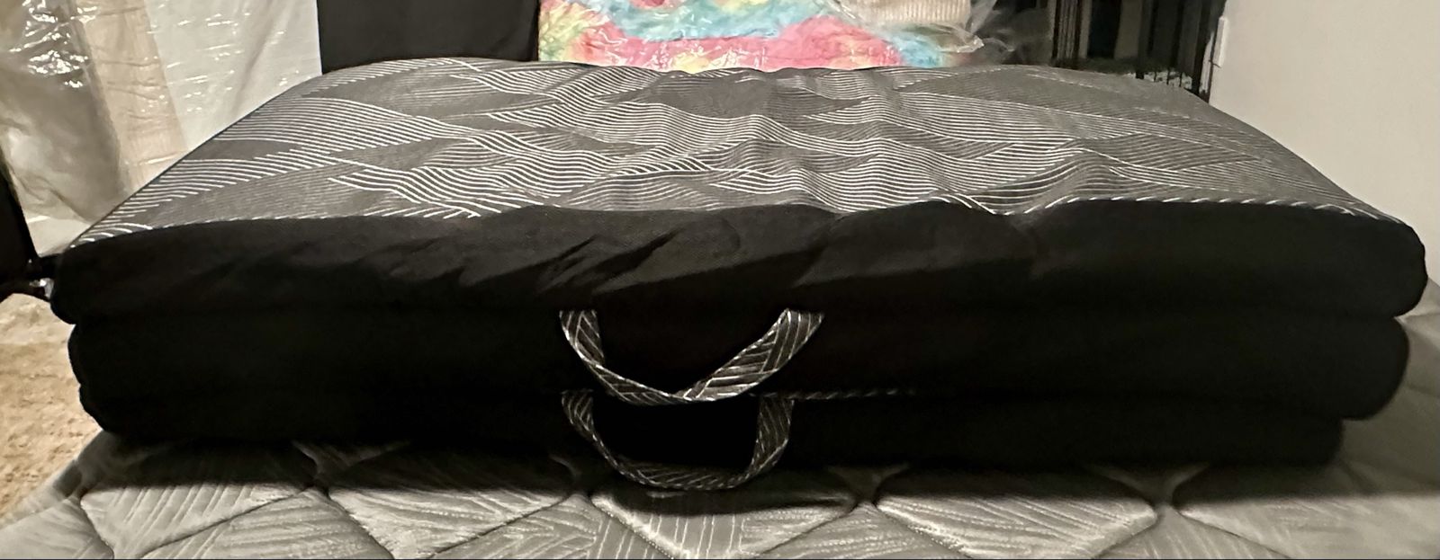 BRAND NEW Full Size Tri-Fold Mattress (3” Thick) w/ Carrying Handles on