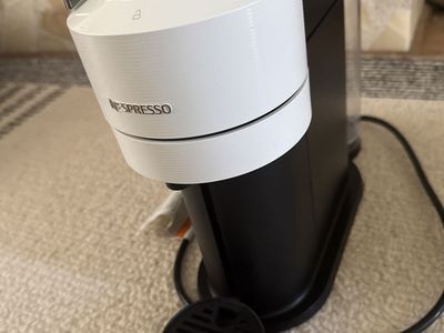 Nespresso Vertuo next expresso machine- Black & White